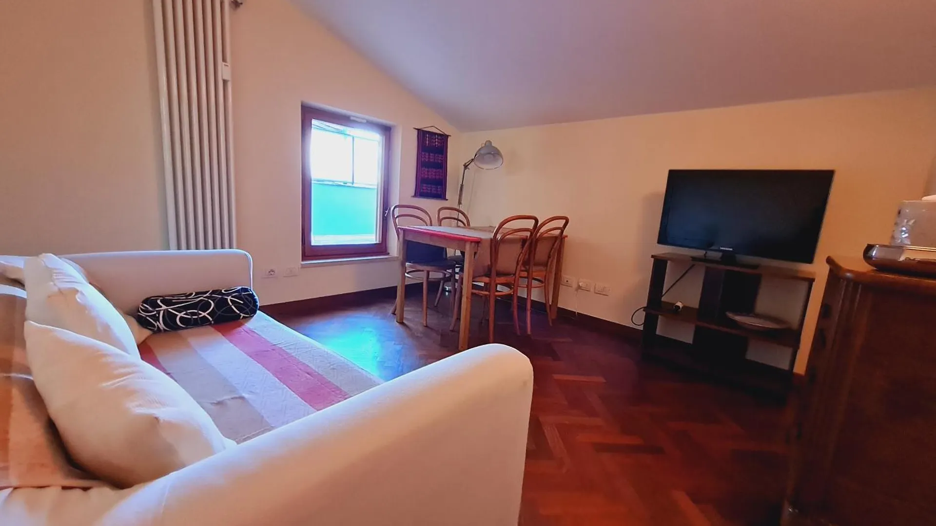Διαμέρισμα Mansarda Luminosa E Confortevole Φλωρεντία